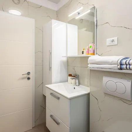 Ksenija Apartment